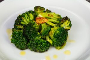 brokolice s česnekem